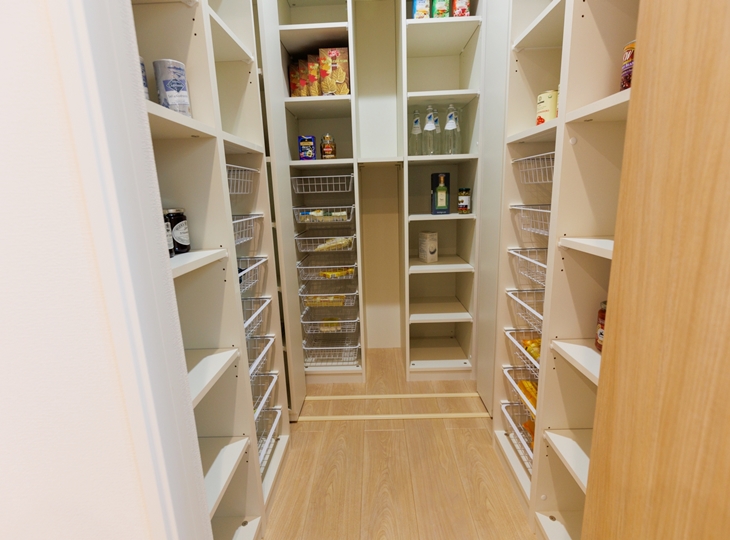 パントリー（食品庫）の設置