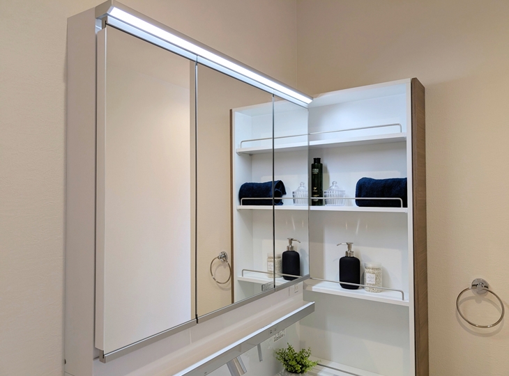 洗面台周りのデッドスペース活用